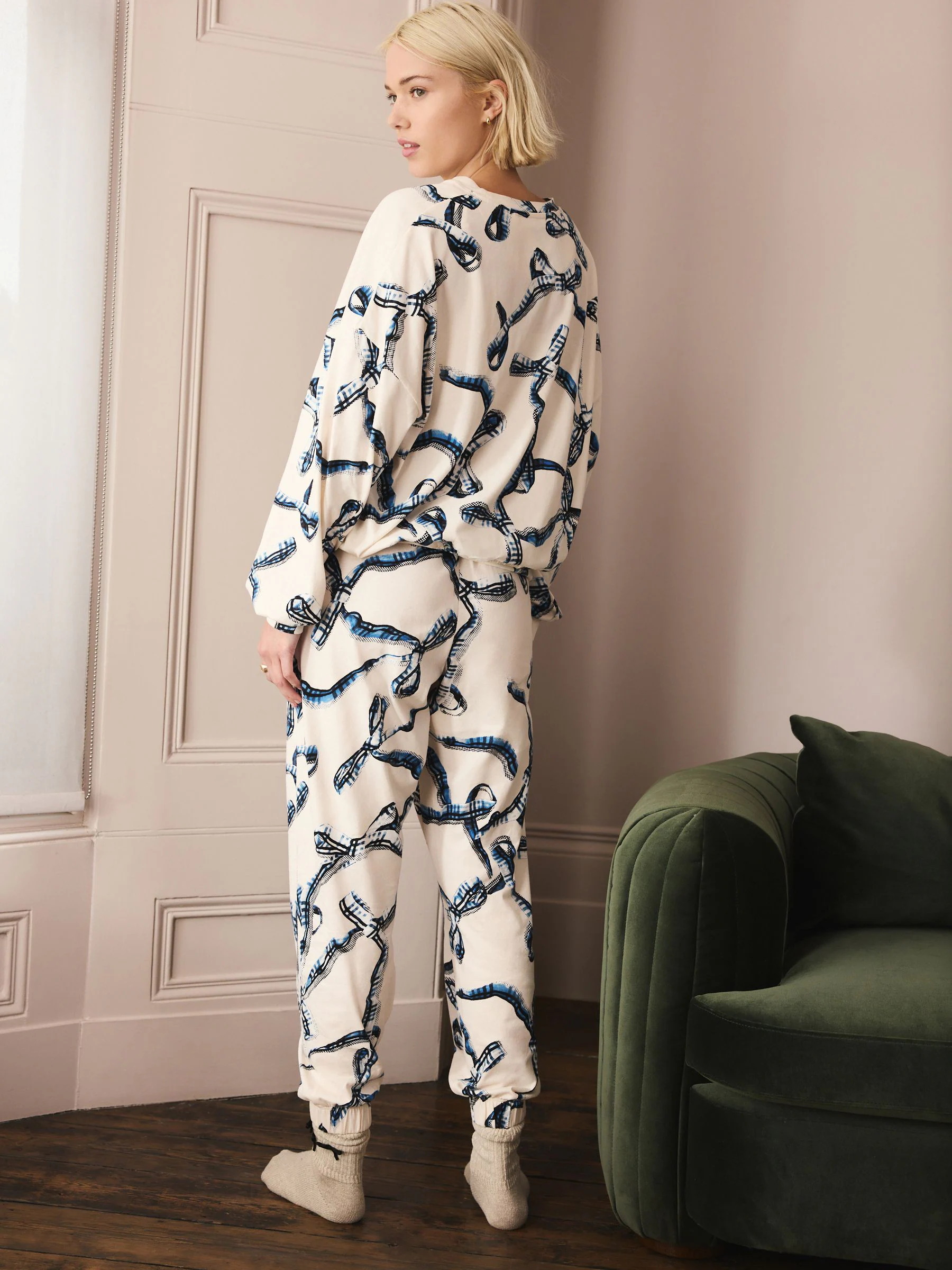 Eenkleurige Strikken - Pyjama met lange mouwen
