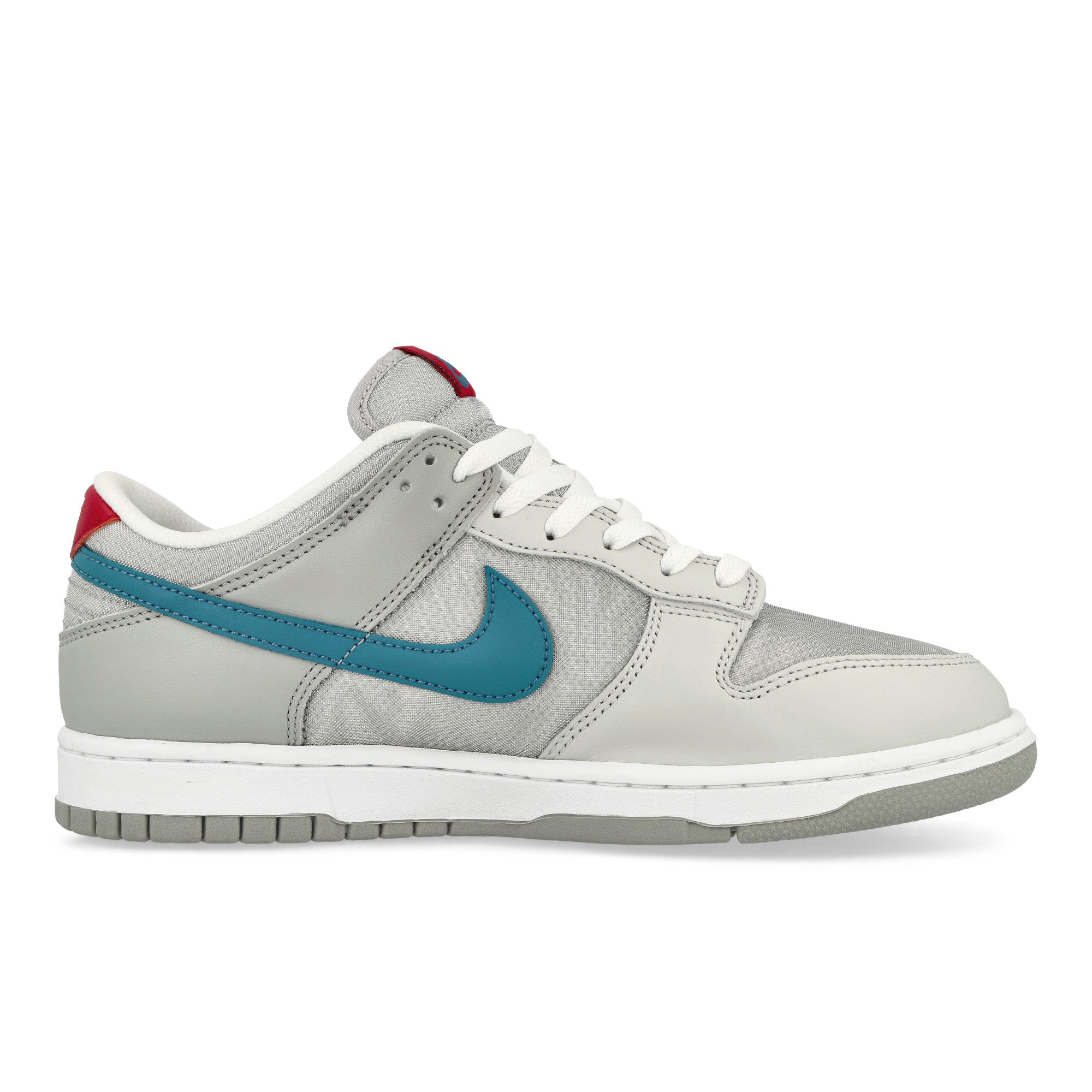 Nike<br>Dunk Low