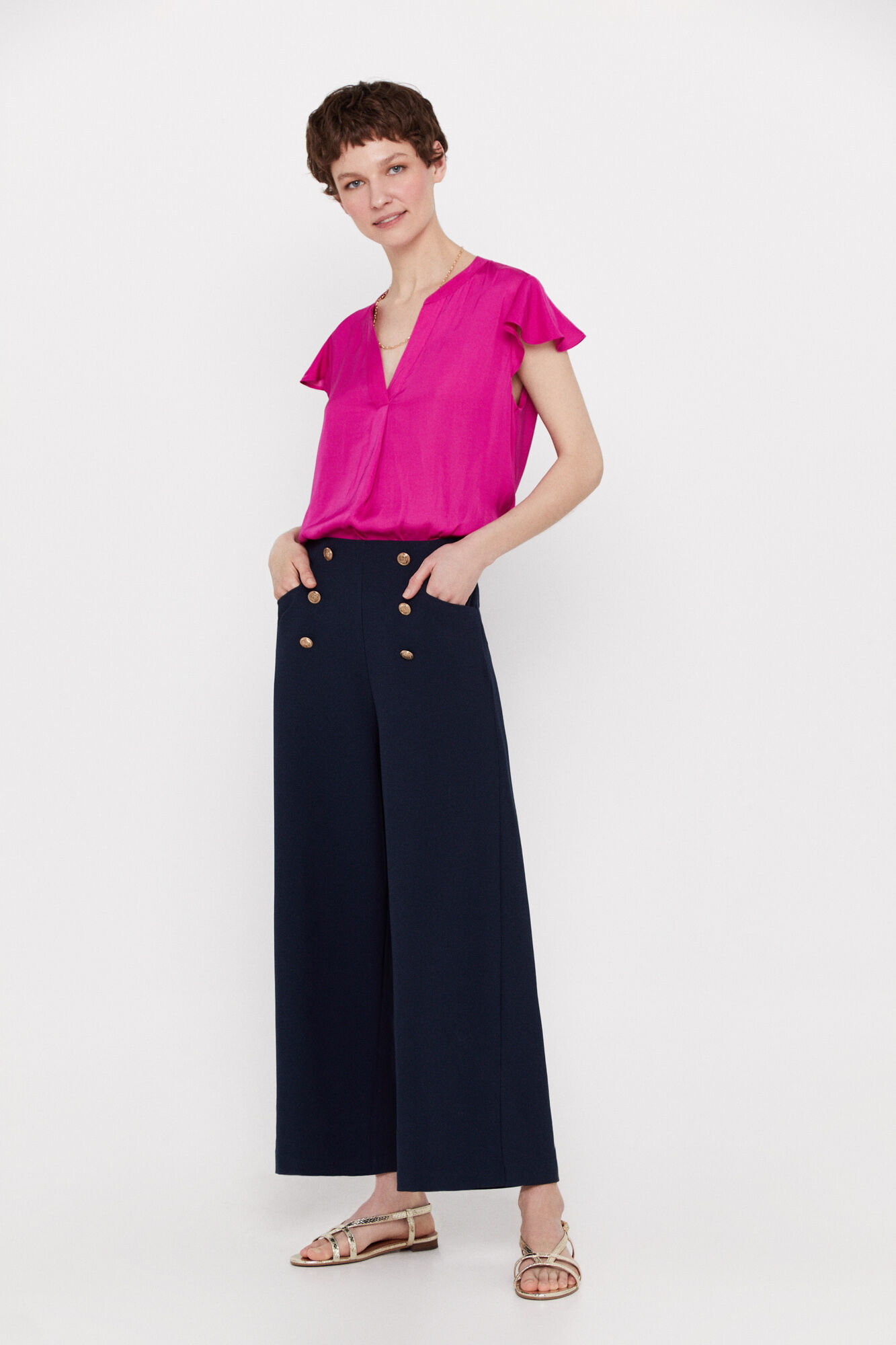 Calça cropped com botões - Azul marinho