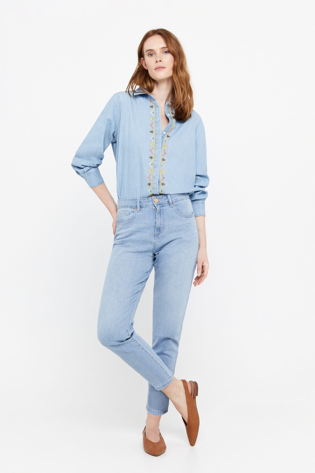 Calça estilo Mom Fit - Azul escuro