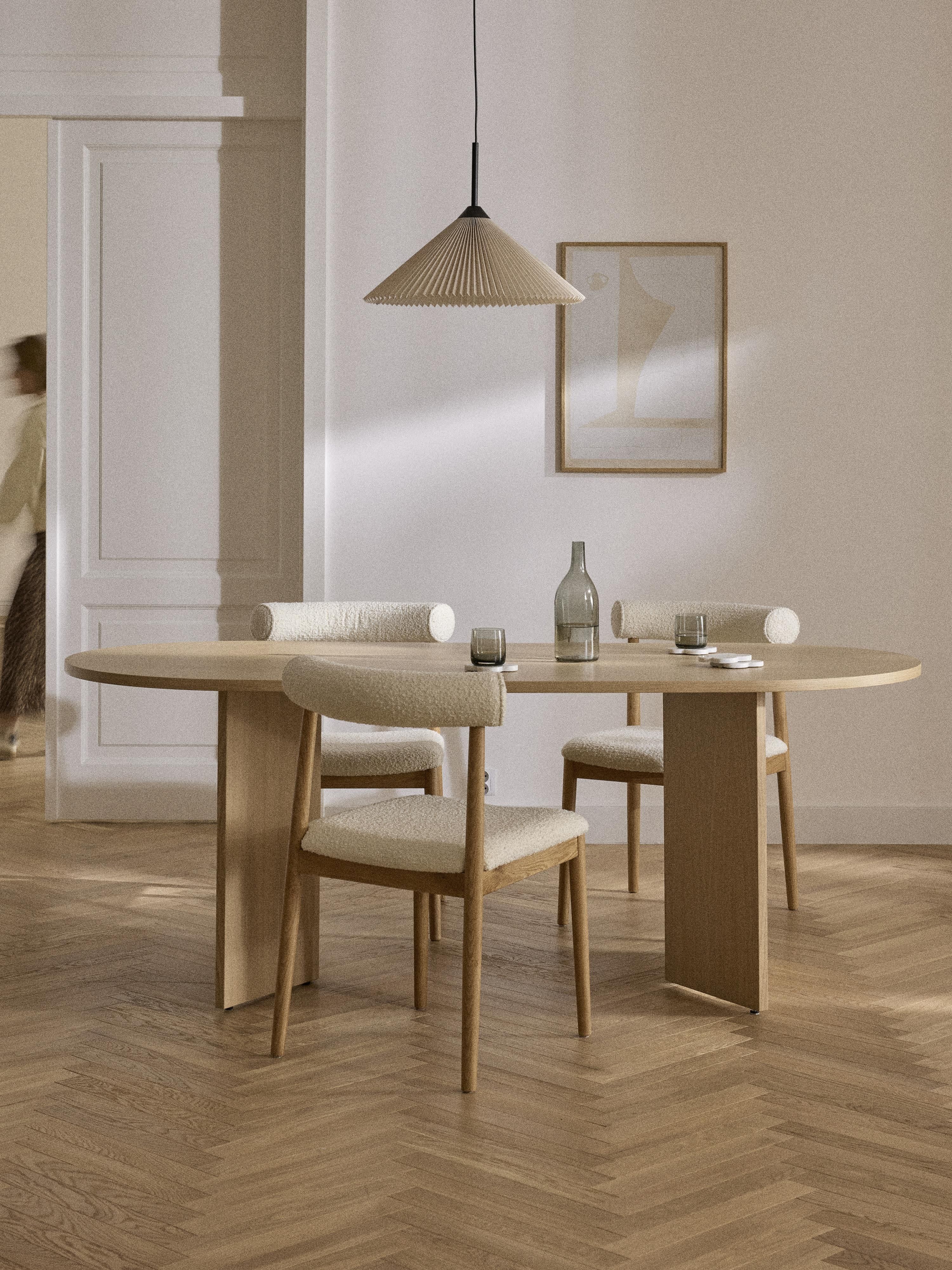 Ovale houten eettafel Toni, in verschillende formaten