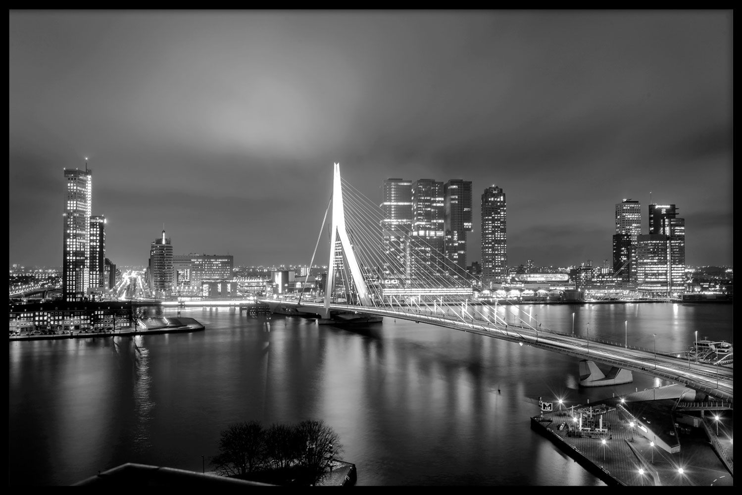 Walljar poster ingelijst - Rotterdam Skyline II Poster ingelijst - 50 x 70 cm