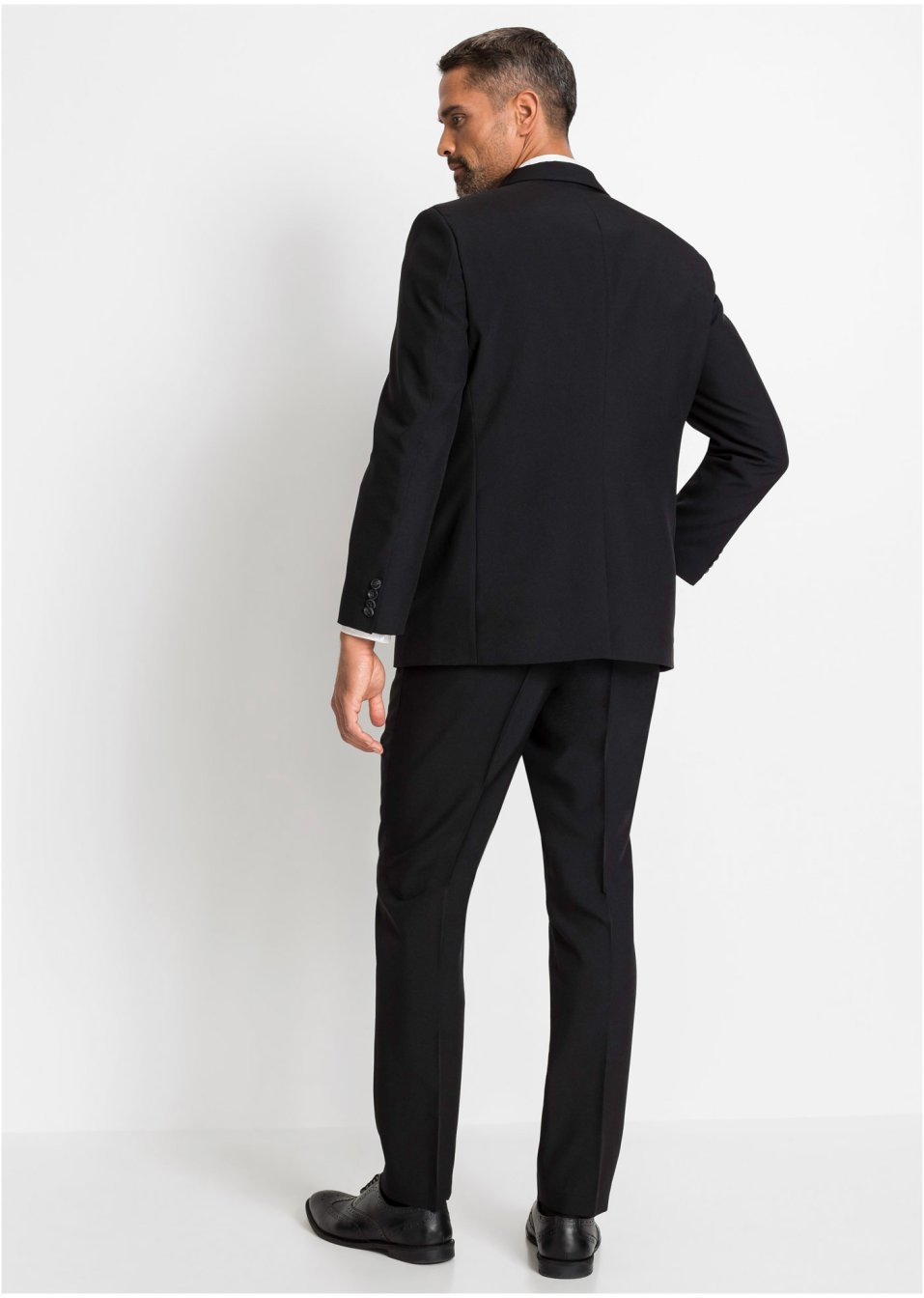 Costume 4 pièces : veste de costume, gilet sans manches, 2 pantalons