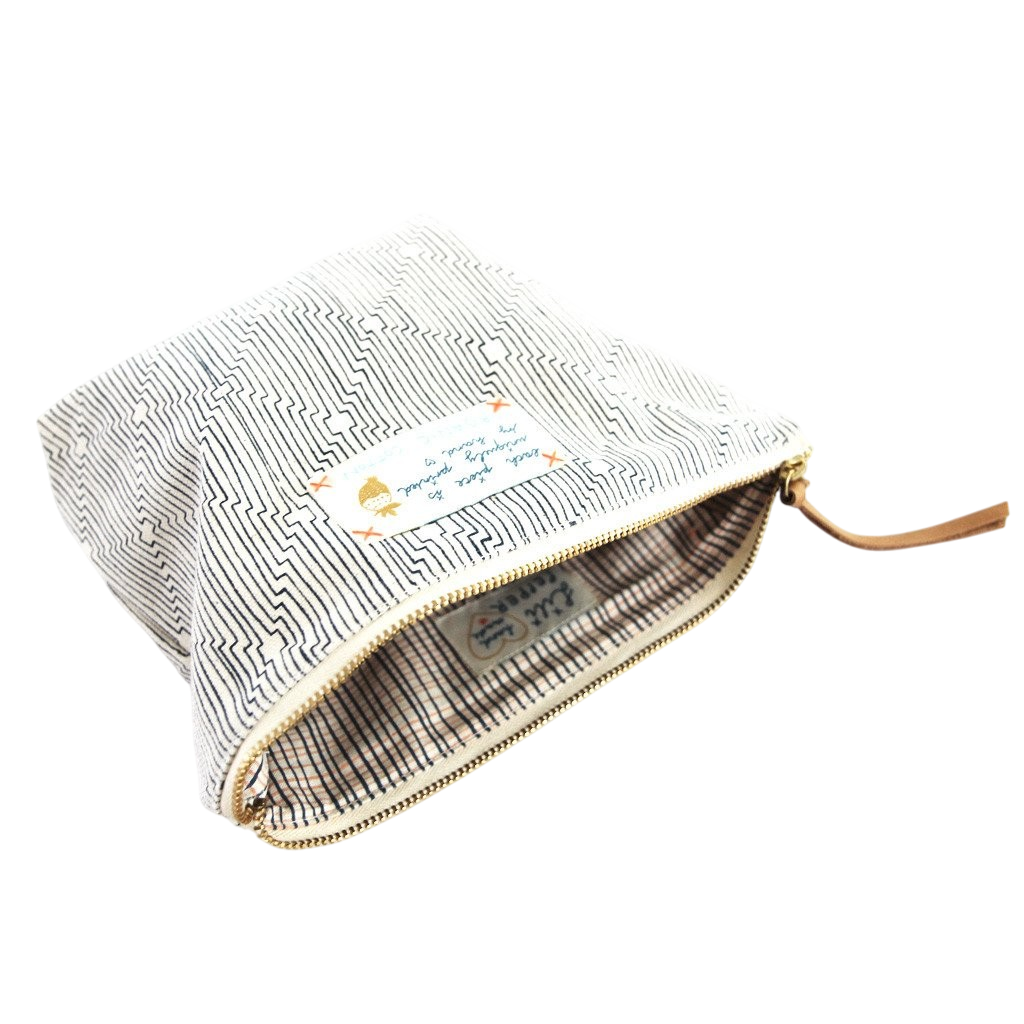 Pouch 