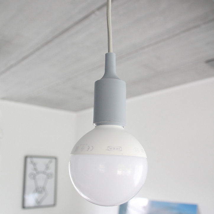 Suspension en silicone gris Chacon l.8,1 x H.112,8 cm
