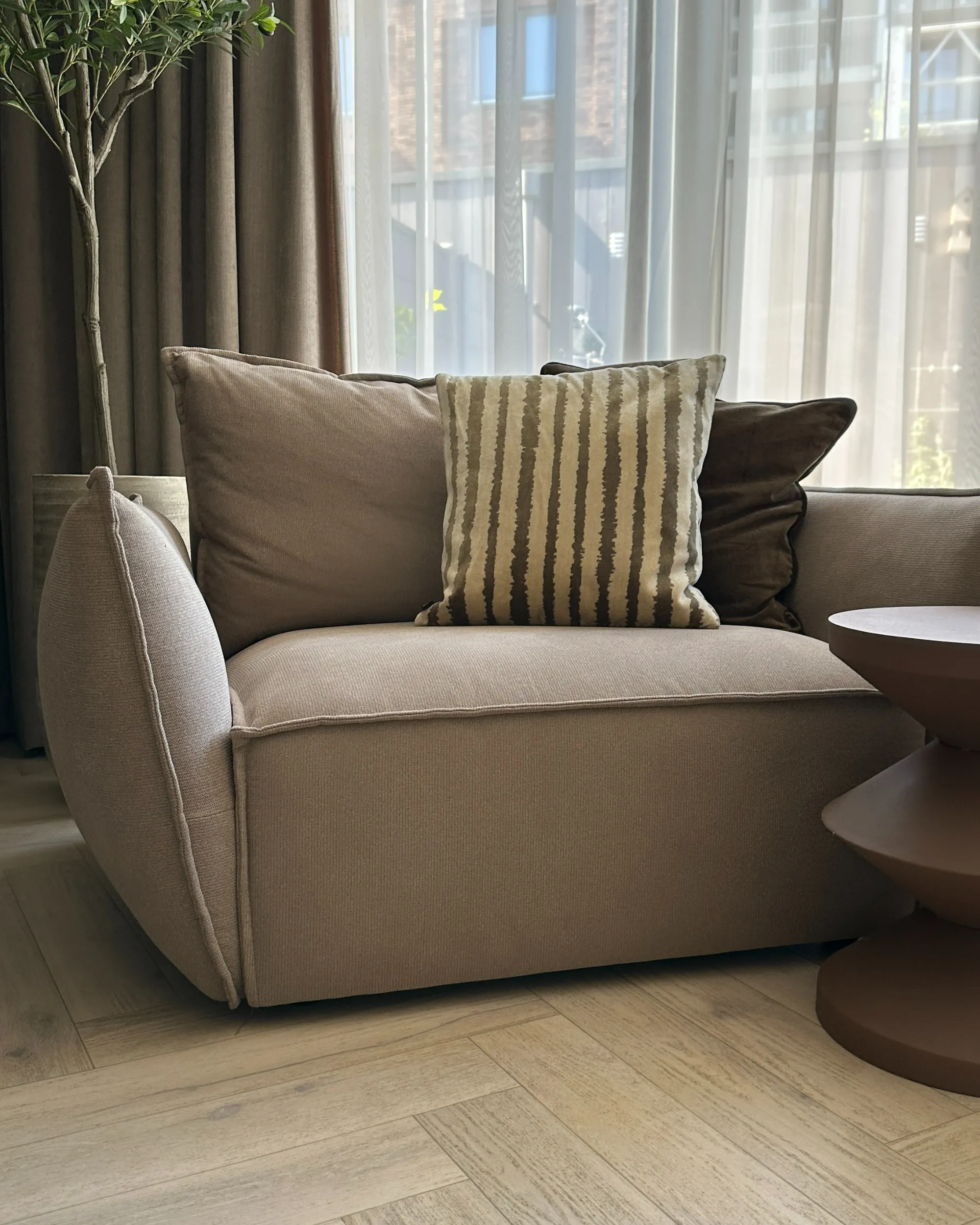 Fauteuil KUNES Stof Taupe