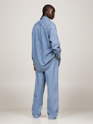 Camisa jeans oversized com monograma TH