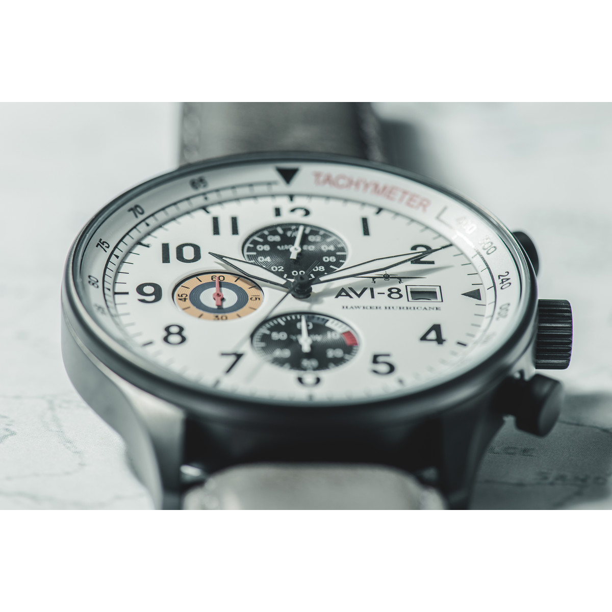 Montre AVI 8 Hawker Hurricane homme acier bracelet cuir gris