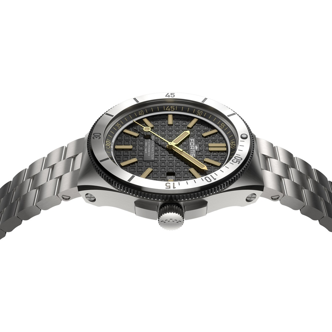 Fortis Marinemaster M-44 Chronometer Black Resin Block Bracelet