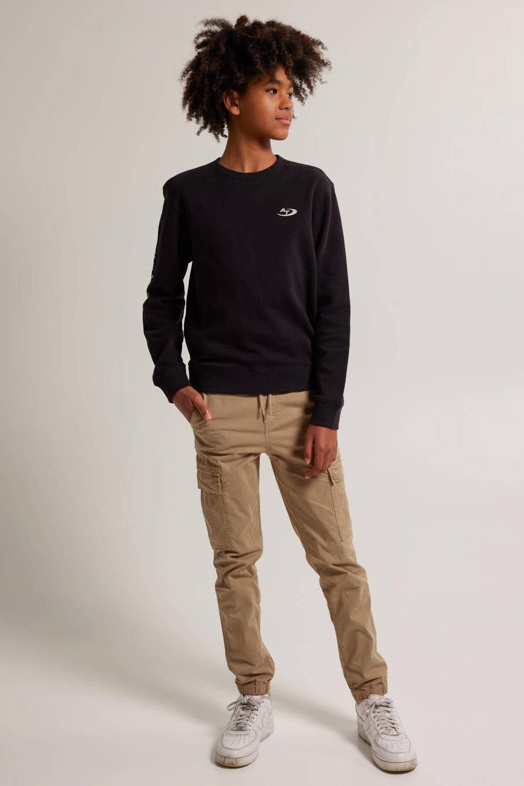 America Today slim fit cargobroek Pharrel JR zand