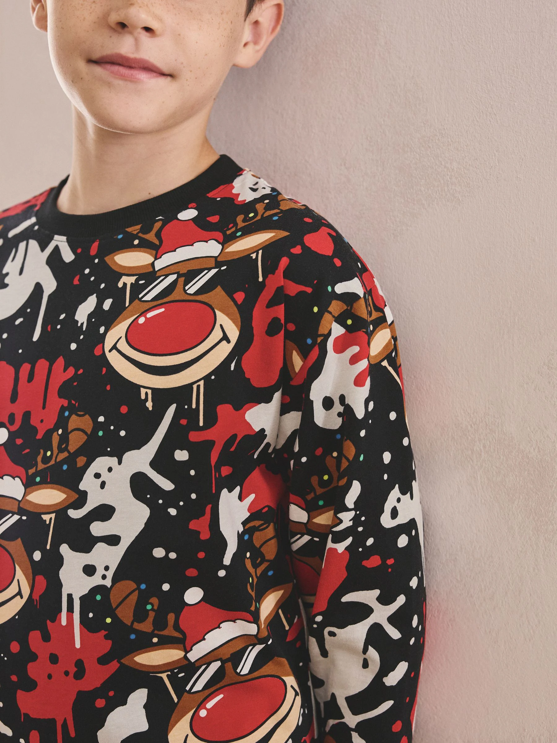 Rood/zwart - Kerstpyjama met enkele joggingbroek (3-16jr)