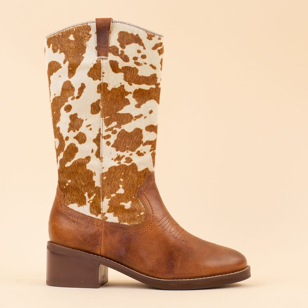 Myra Bag Pointy Beige Boots