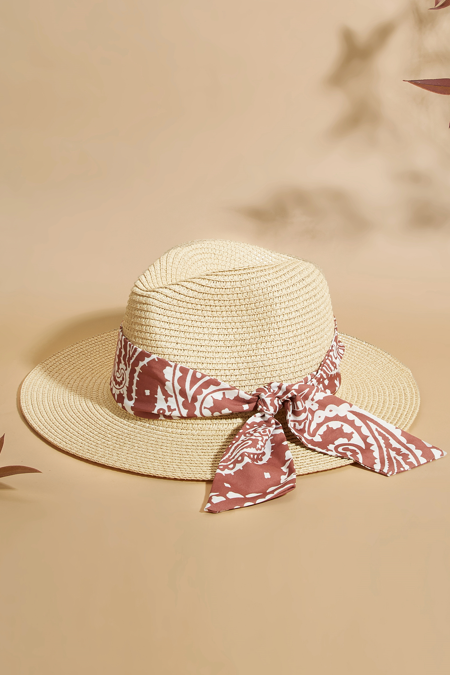 Chapeau de paille avec bandeau neutre