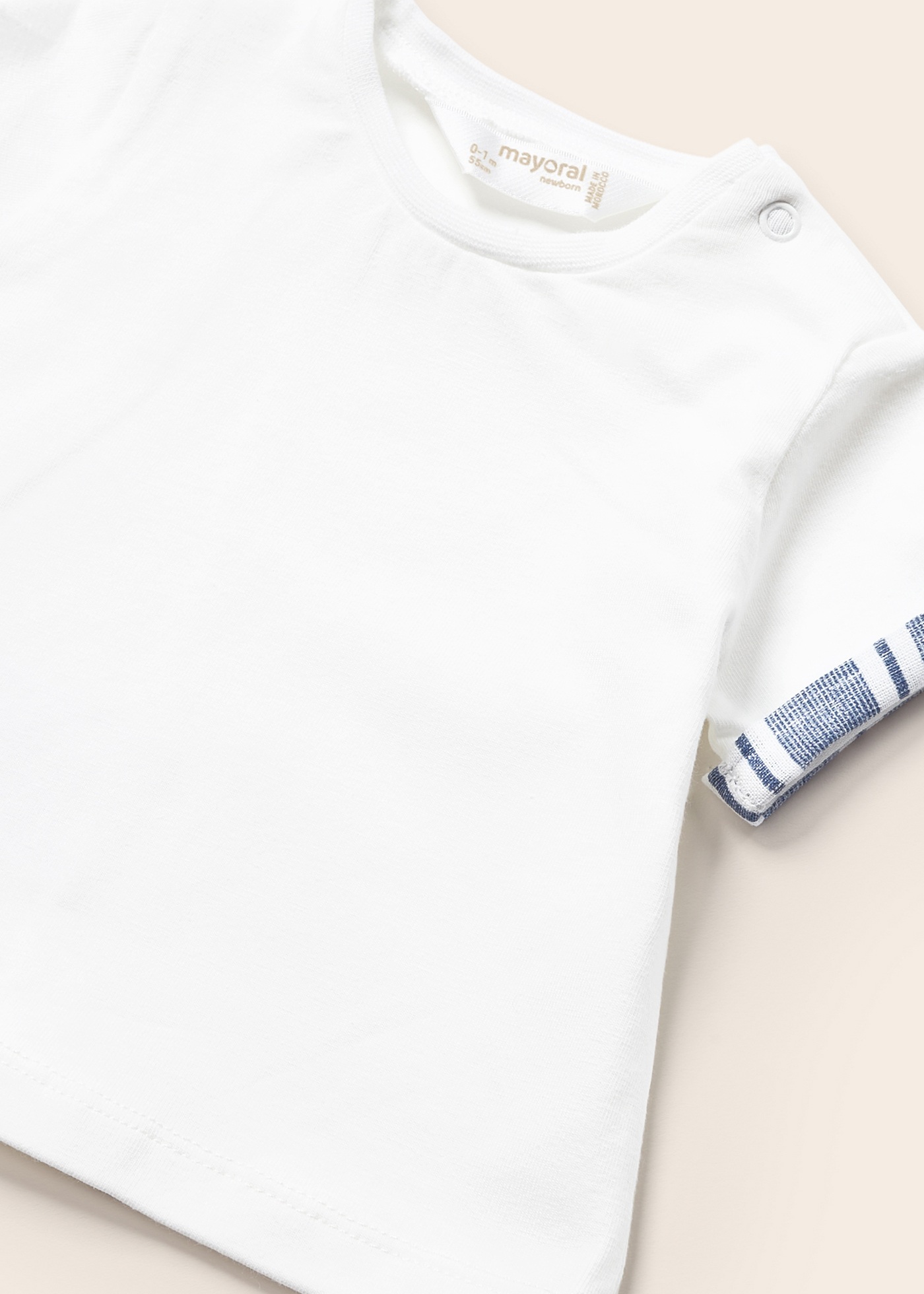 Jardineira de linho estampada com camiseta para recém-nascido
