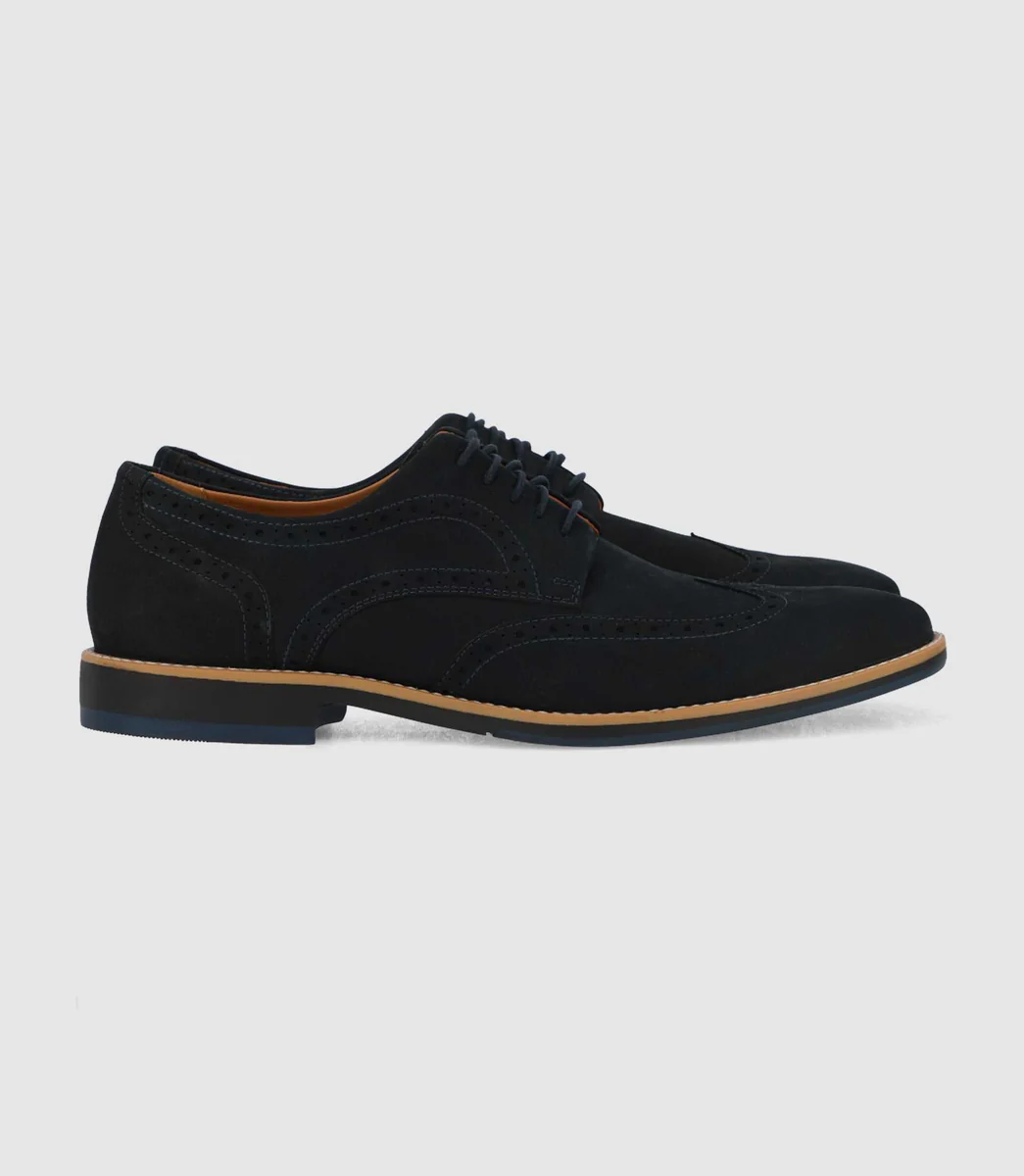 Chaussures en cuir marine