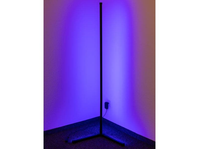 FTM Stehleuchte LED Ambilight, Triangle, RGBW, Schwarz Steuerbare Stehlampe mit variabler Farbtemperatur