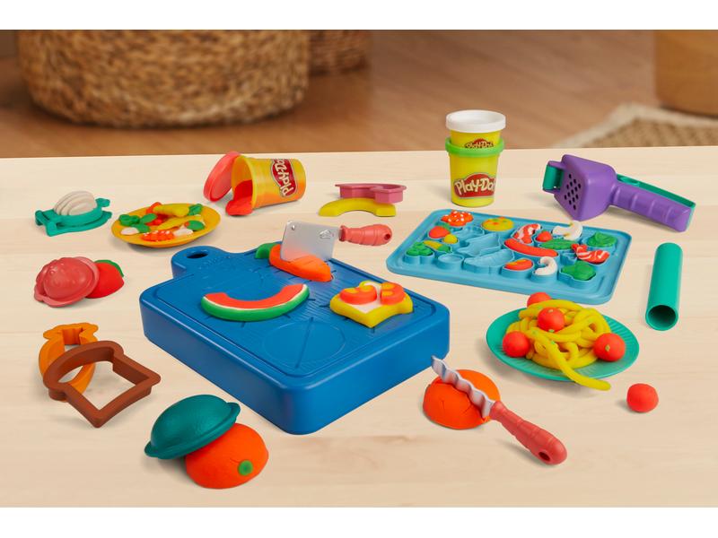 Play-Doh Knetspielzeug Kleiner Chefkoch Starter-Set Set mit 14 Küchen-Accessoires