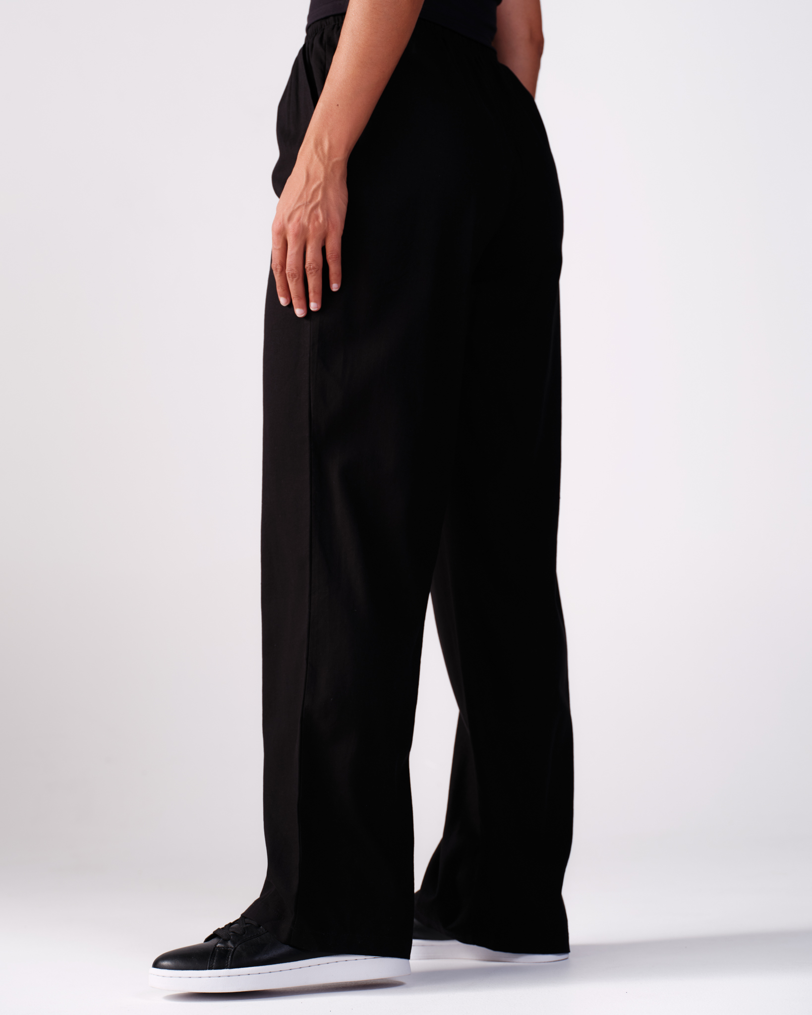 Weightless Lisa Linen Mix Trousers Black