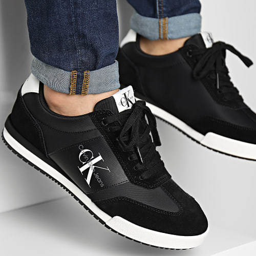 Baskets Low Profile Mono Essential 0686 Black White
