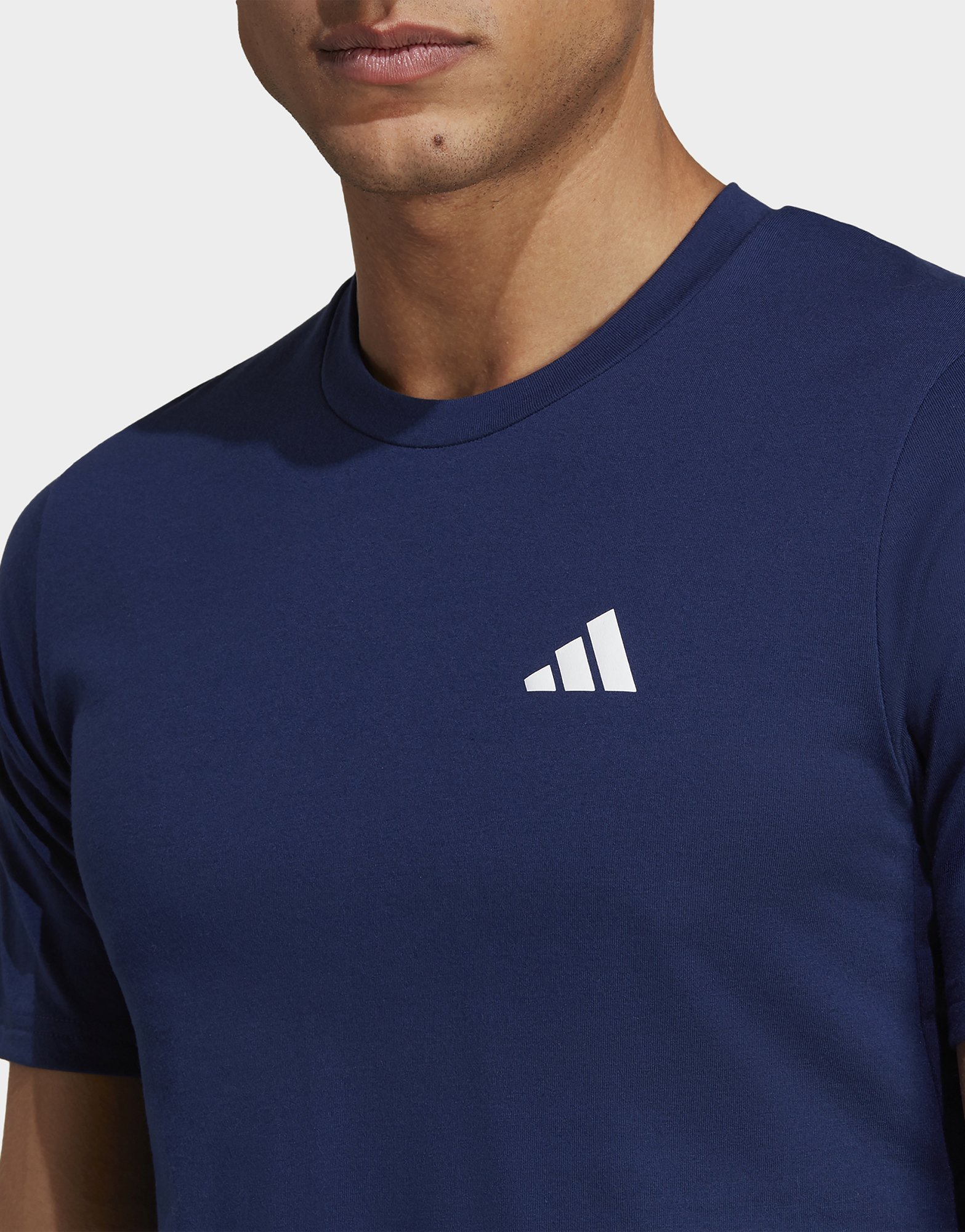 adidas T-shirt d'entraînement Train Essentials Feelready