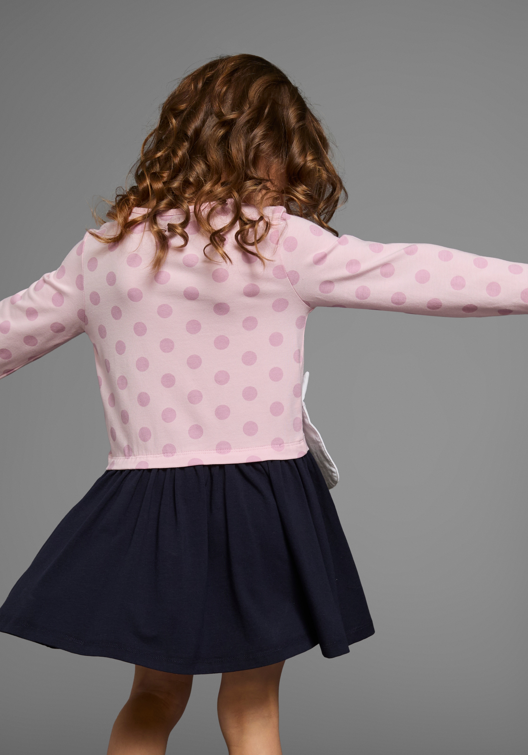 KIDSWORLD Jerseykleid »für kleine Mädchen« aufgesetzte Tasche ideal für festliche Anlässe,  kniefreie Länge