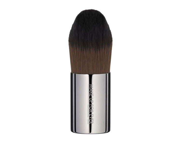 MAKE UP FOR EVER - 102 Foundation Kabuki small
