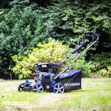 Hyundai verticuteermachine 400mm 4TAKT 212cc