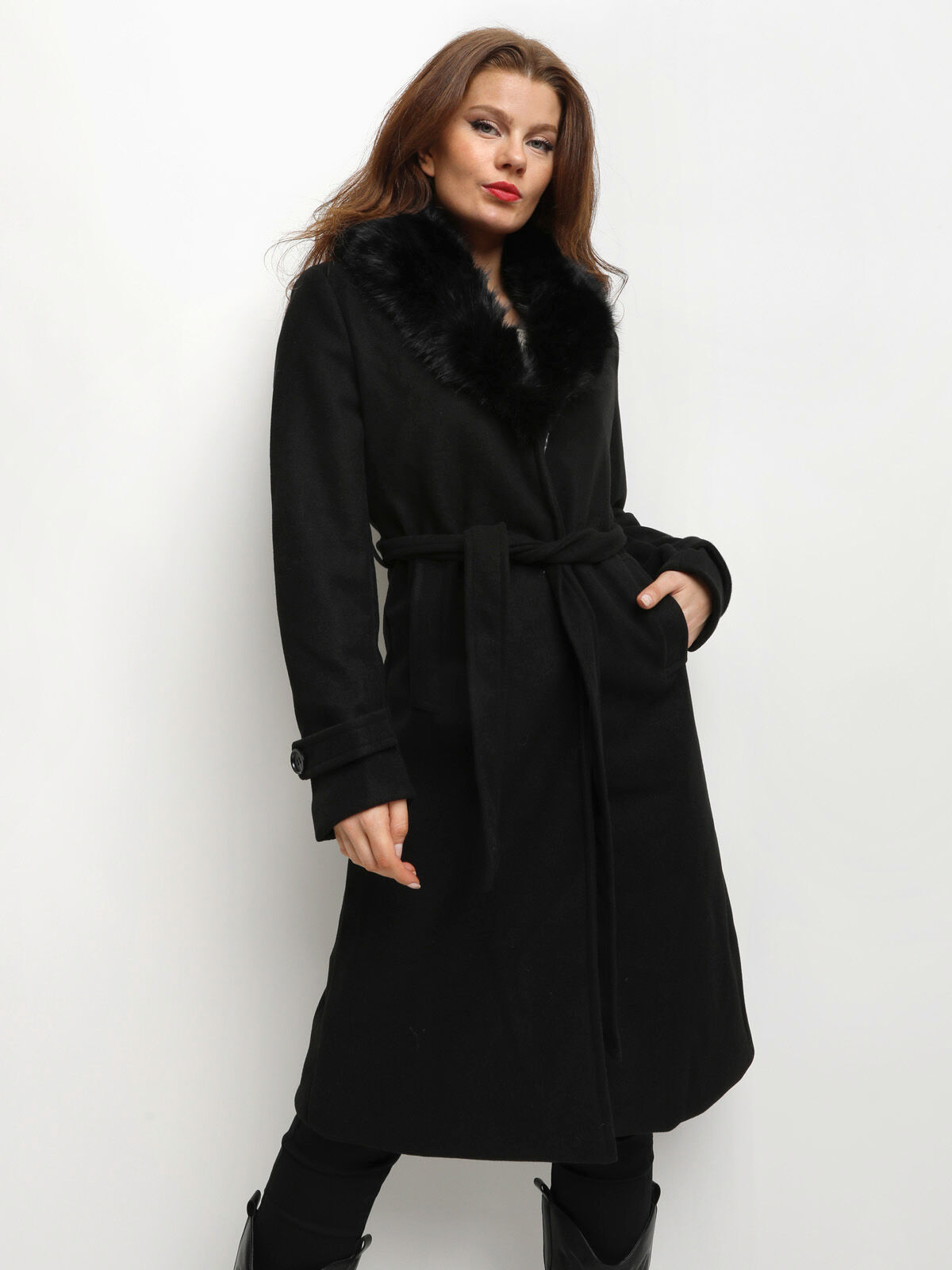 Manteau ceinturé à col fourré- Noir