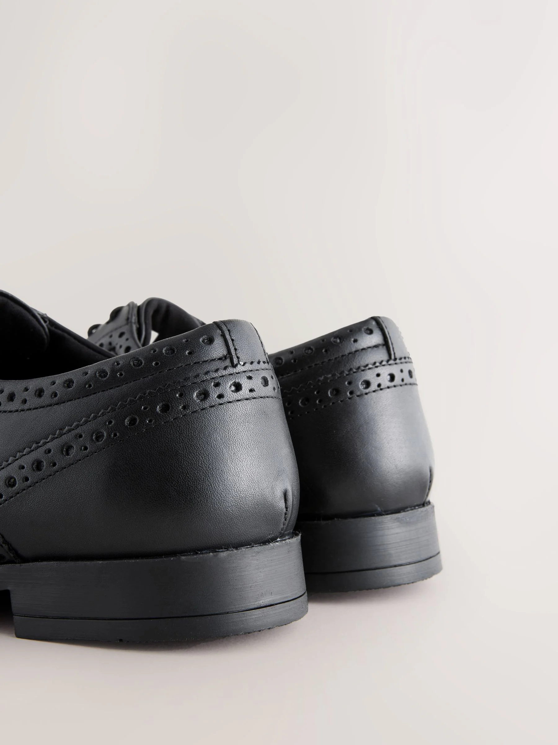 Zwart - Standaard pasvorm - Leren Oxford brogues