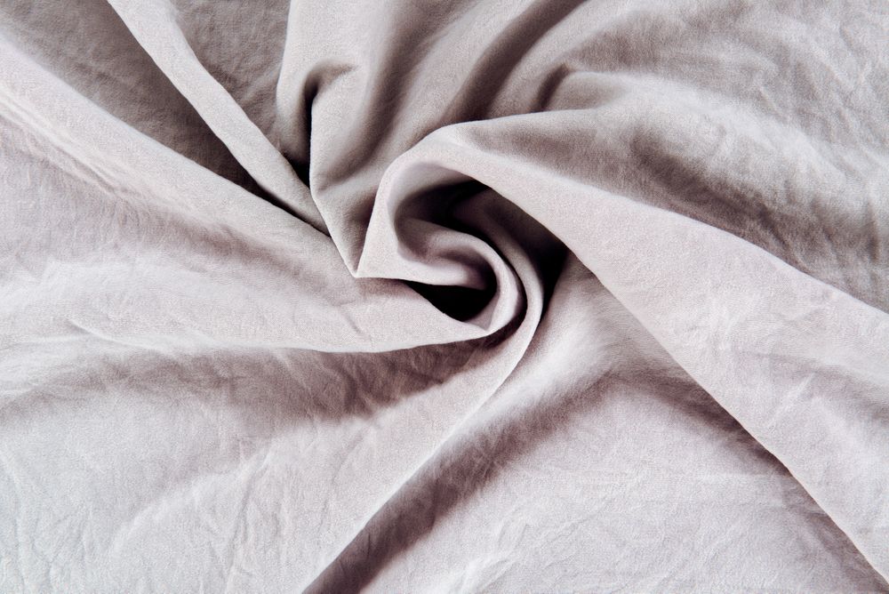 SCHLAFWOHL SILVER • Enzym Bettwäsche 135 x 200 cm / 140 x 200 cm • warmer und weicher silberner Bettbezug• mit atmungsaktivem Kissenbezug 80 x 80 cm / 70 x 90 cm