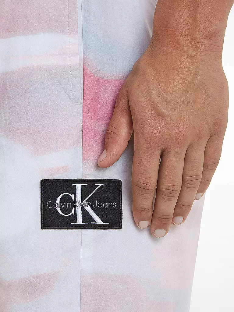 CALVIN KLEIN JEANS Swaetshorts  weiss