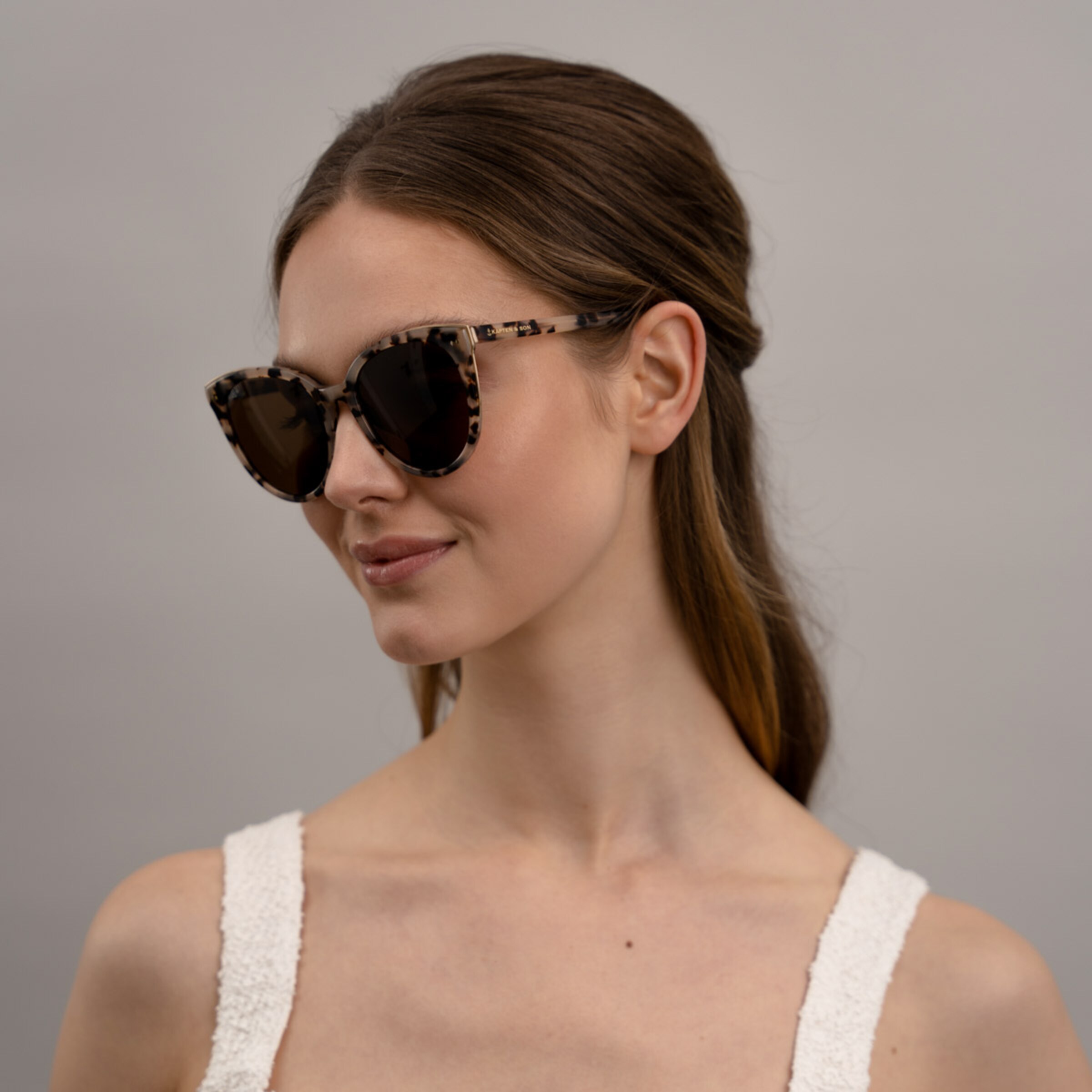 Manhattan Sand Tortoise Brown