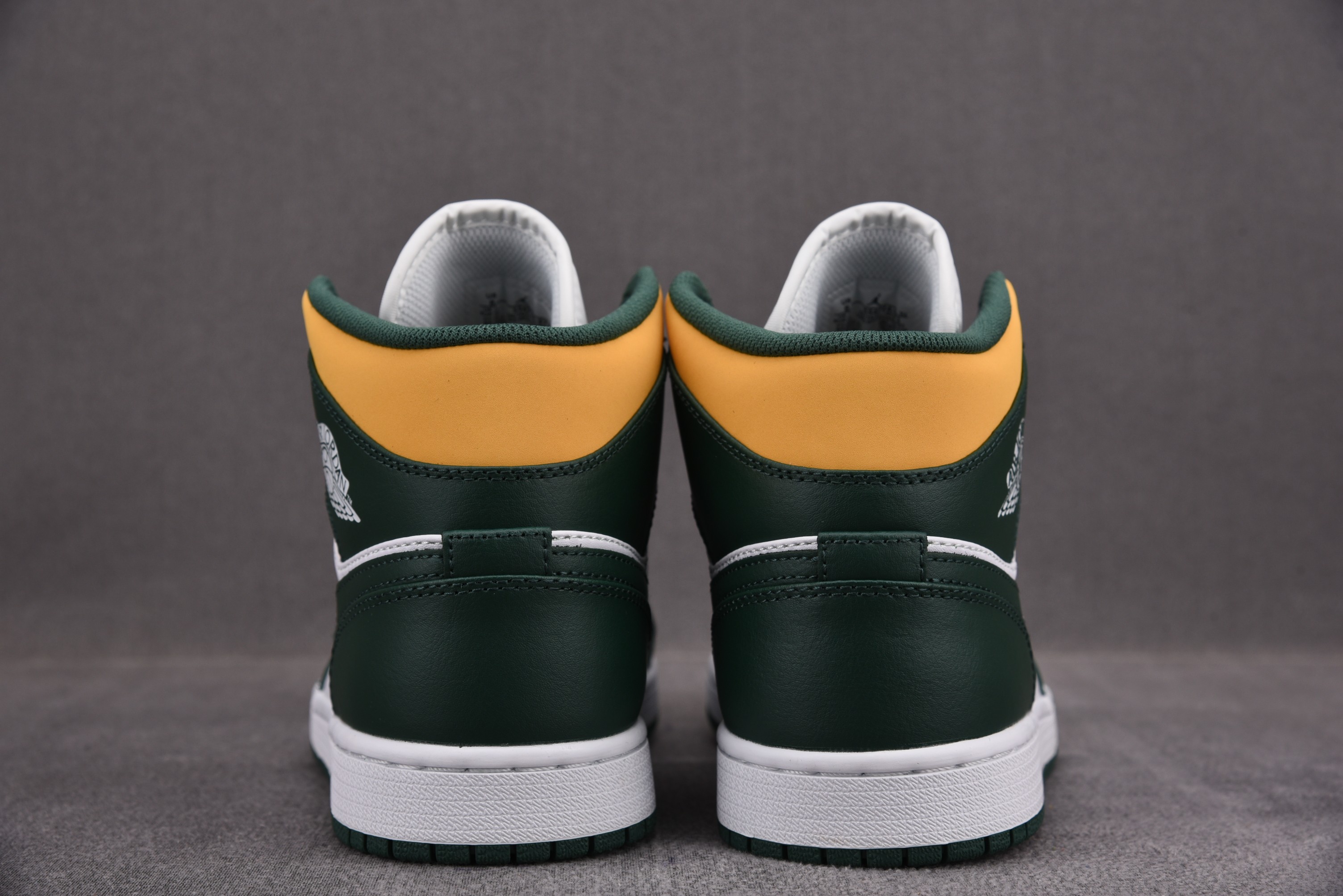 Jordan 1 Mid Sonics