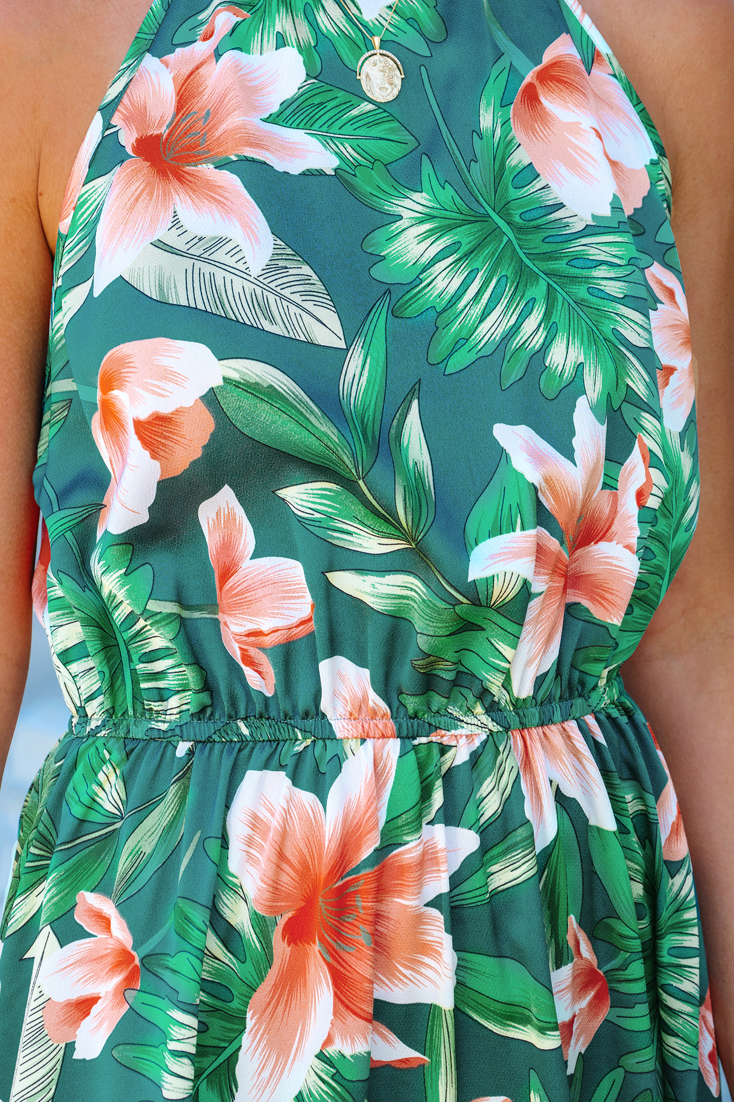 Robe maxi sans manches à col licou tropicale