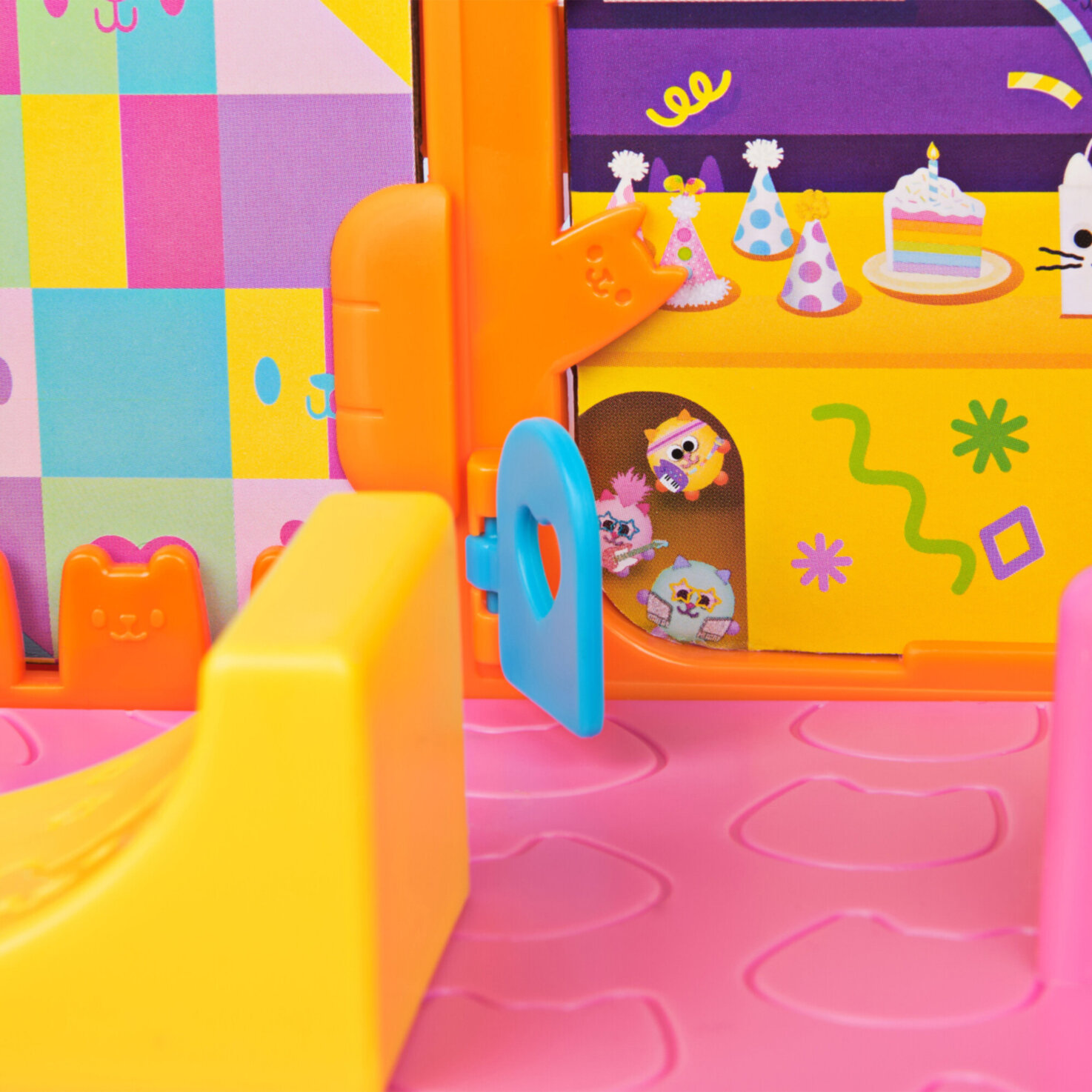 Gabbys Party Room Playset GML