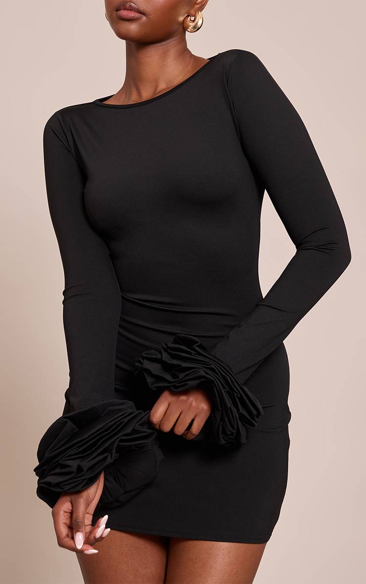 Noir Robe Moulante À Encolure Bateau Et Manches Bouffantes