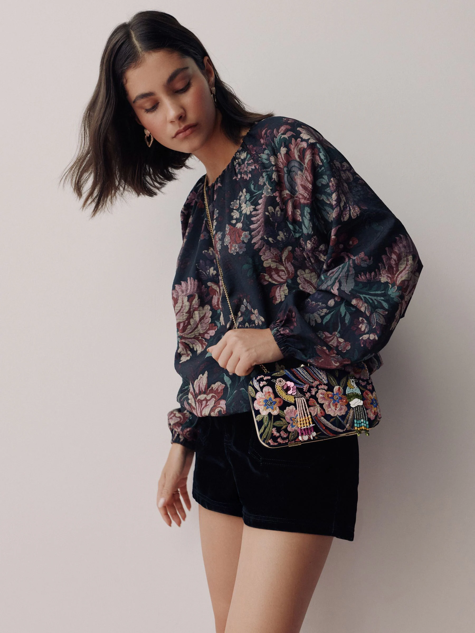 Marineblauw - Embellished Detail Bird Clutch Bag