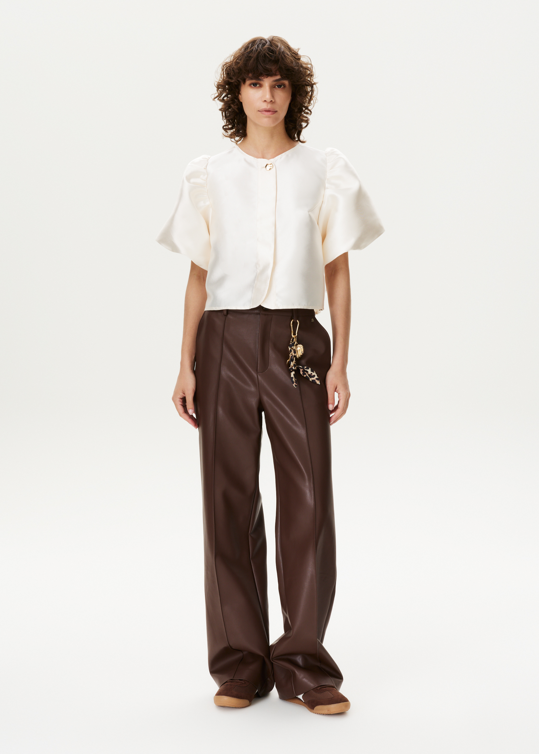 Blouse met pofmouwen