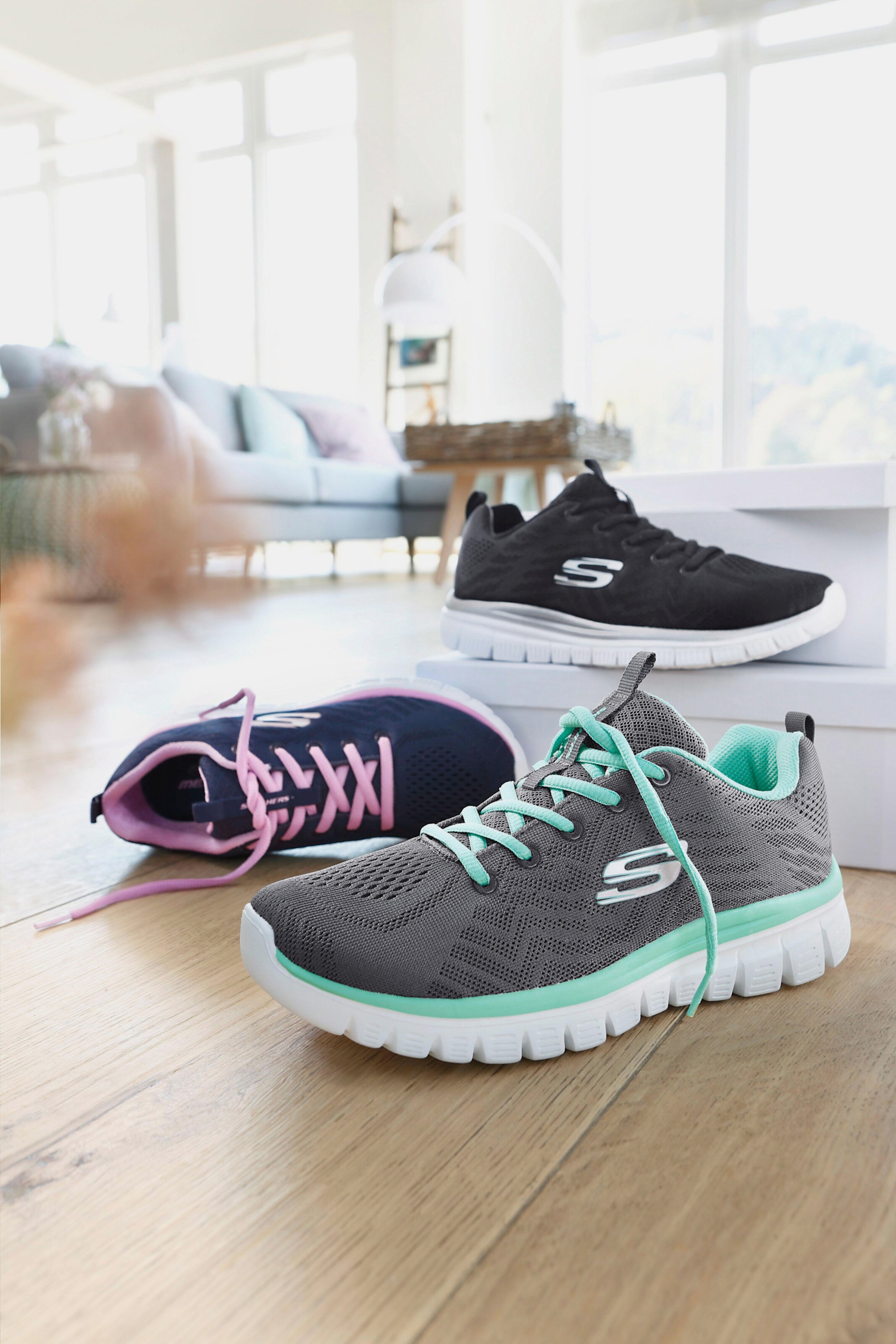Sneaker