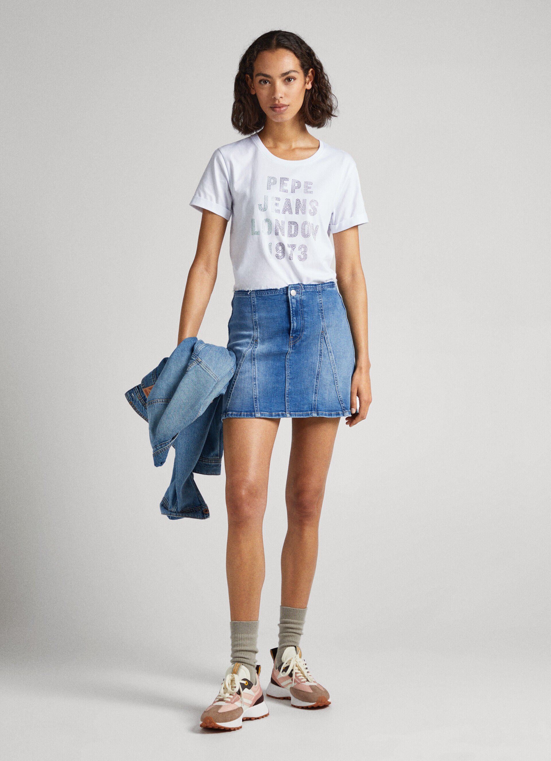 Camiseta com o logotipo Strass - branca