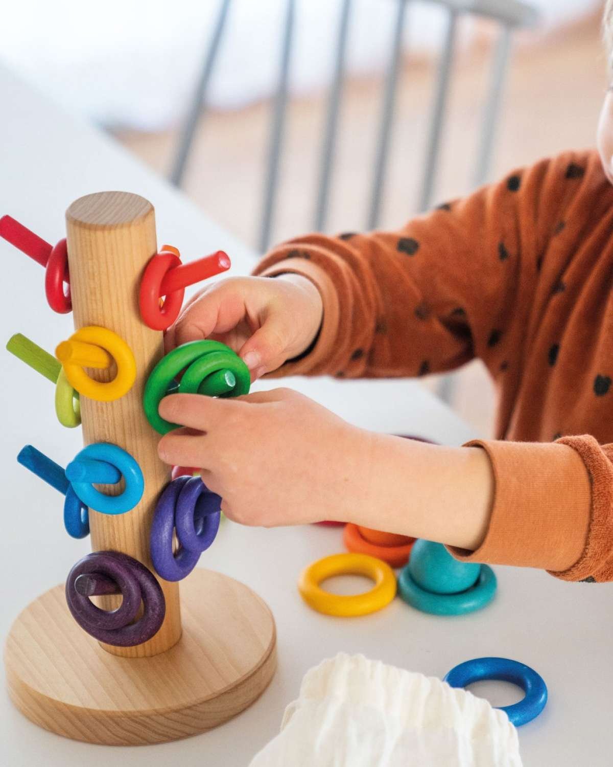 Knagger for Sorteringslek, 25cm – Montessori Leker | Sorting Helper