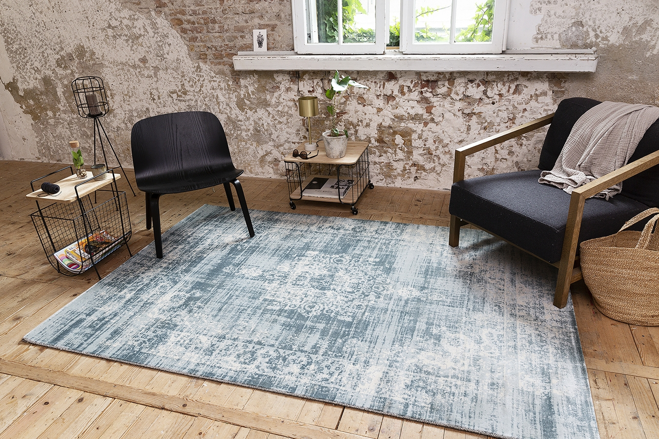 Vloerkleed light blue 133x200 cm