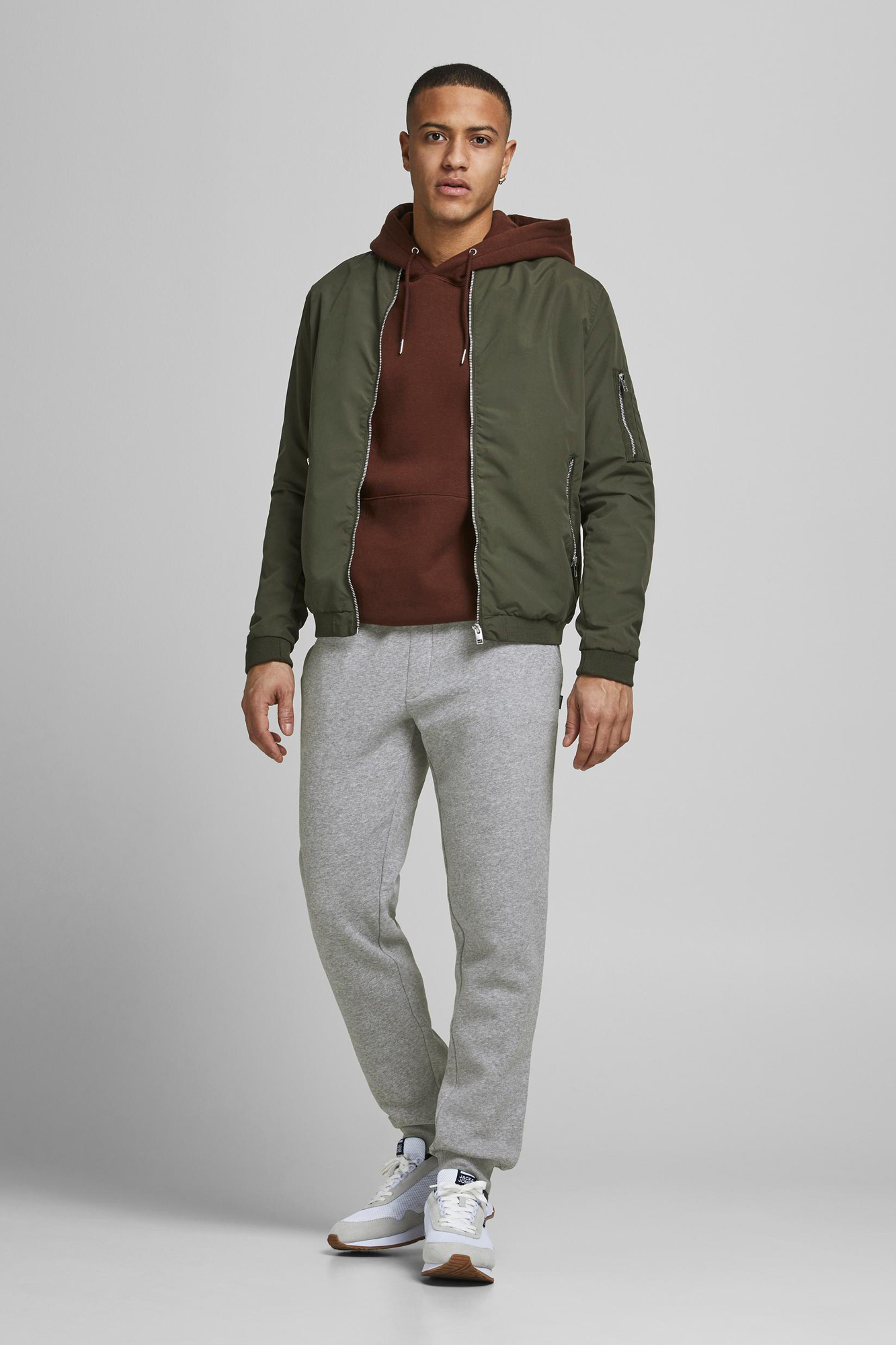 Calça jogger com algodão