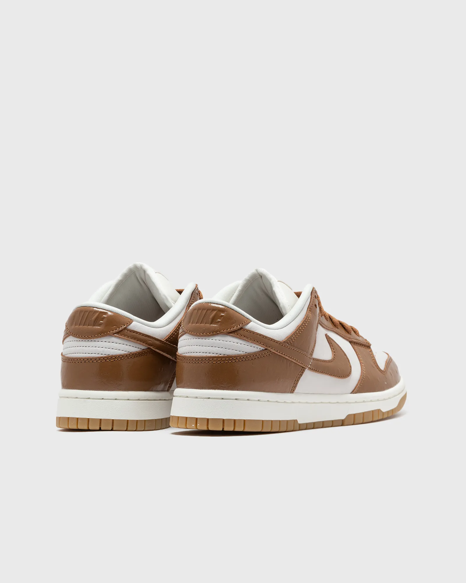 Nike WMNS NIKE DUNK LOW LX
