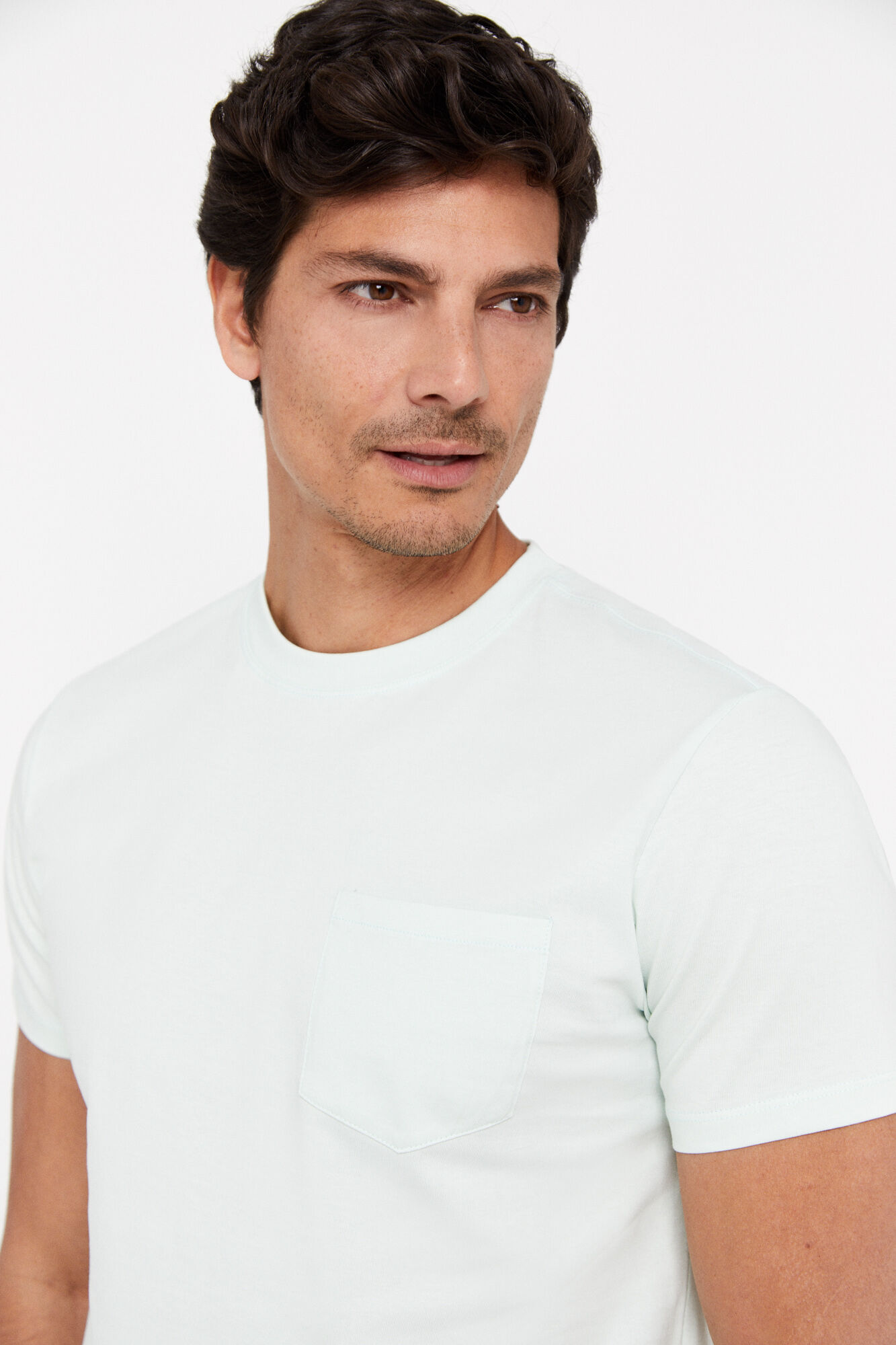 Camiseta básica com bolso - Verde