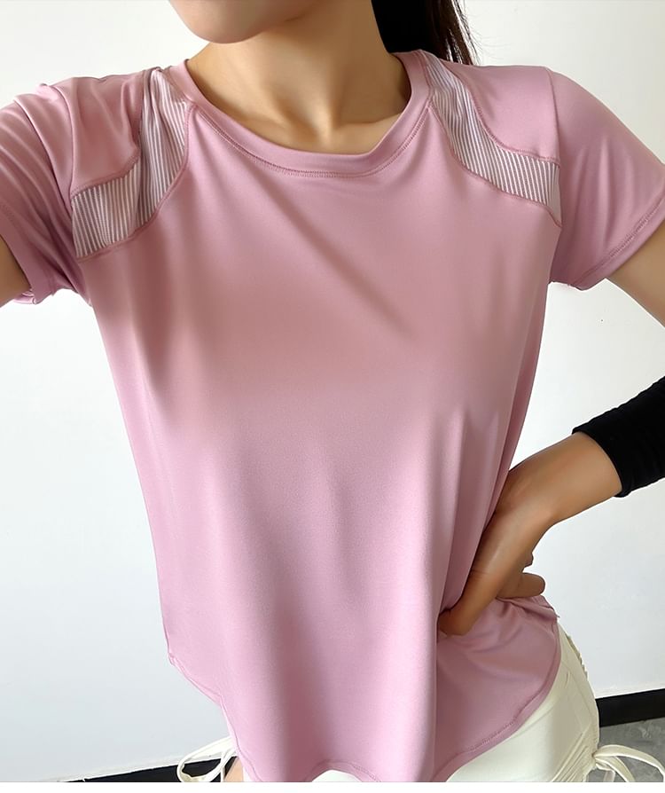 Engiko - Sport-T-shirt met korte mouwen, ronde hals, effen mesh-paneel en uitsparing op de rug