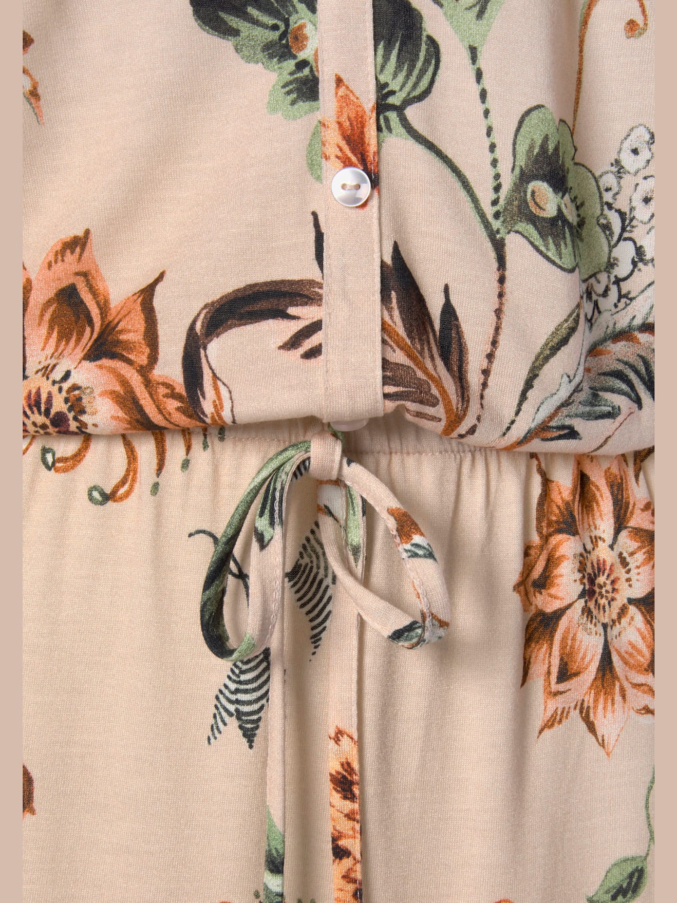 Robe bustier, patte de boutonnage décorative