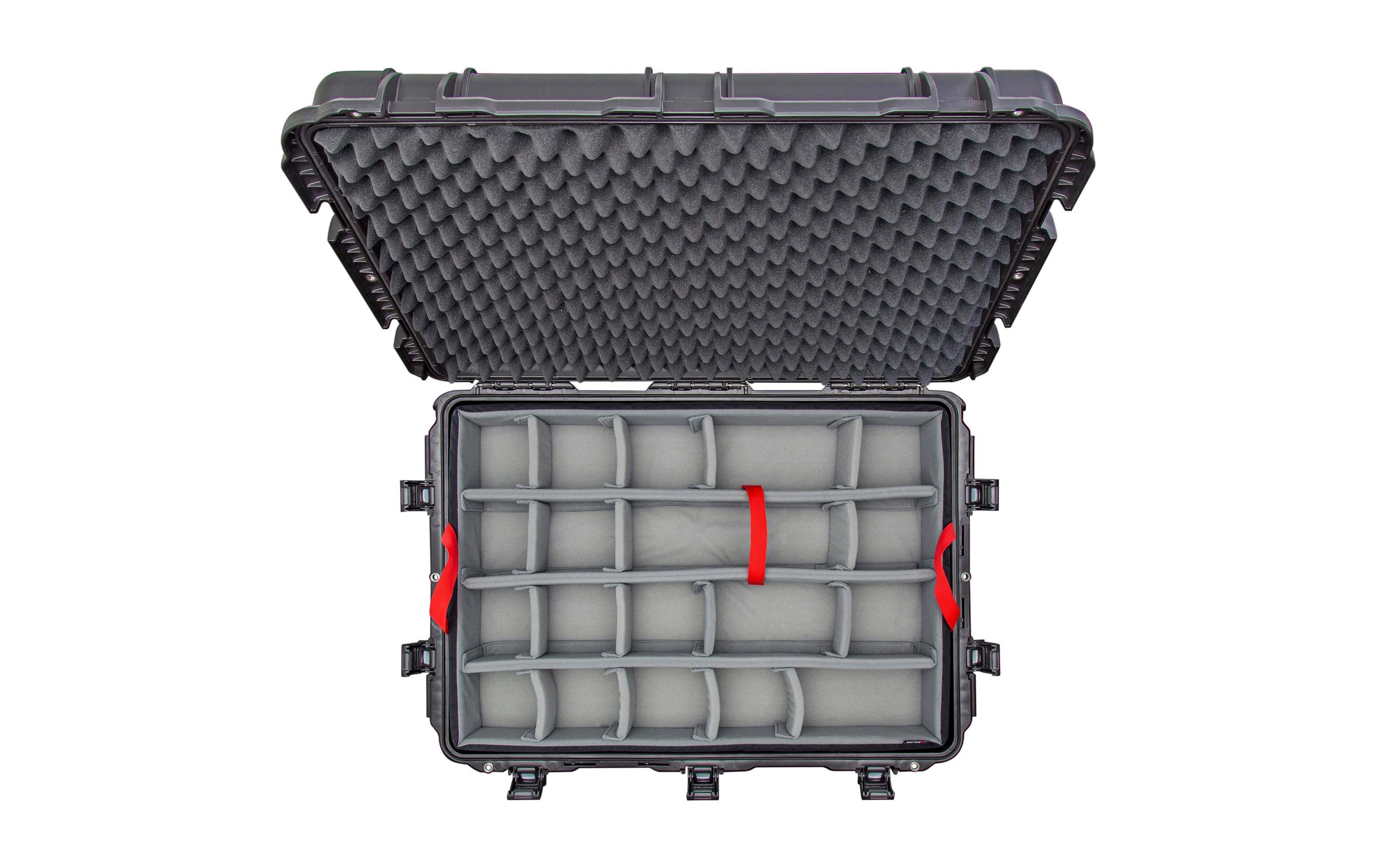 Kunststoffkoffer 975 - mit Trennwand Schwarz<br>Leichter, wasserdichter und robuster Hartschalenkoffer mit Trennwand