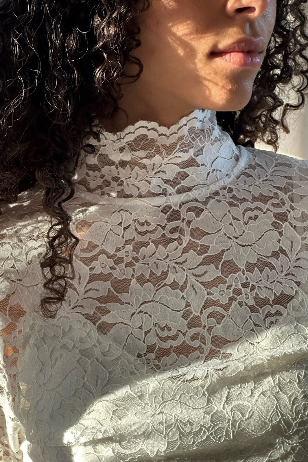 Neo Noir Liza Laceflower Blouse white