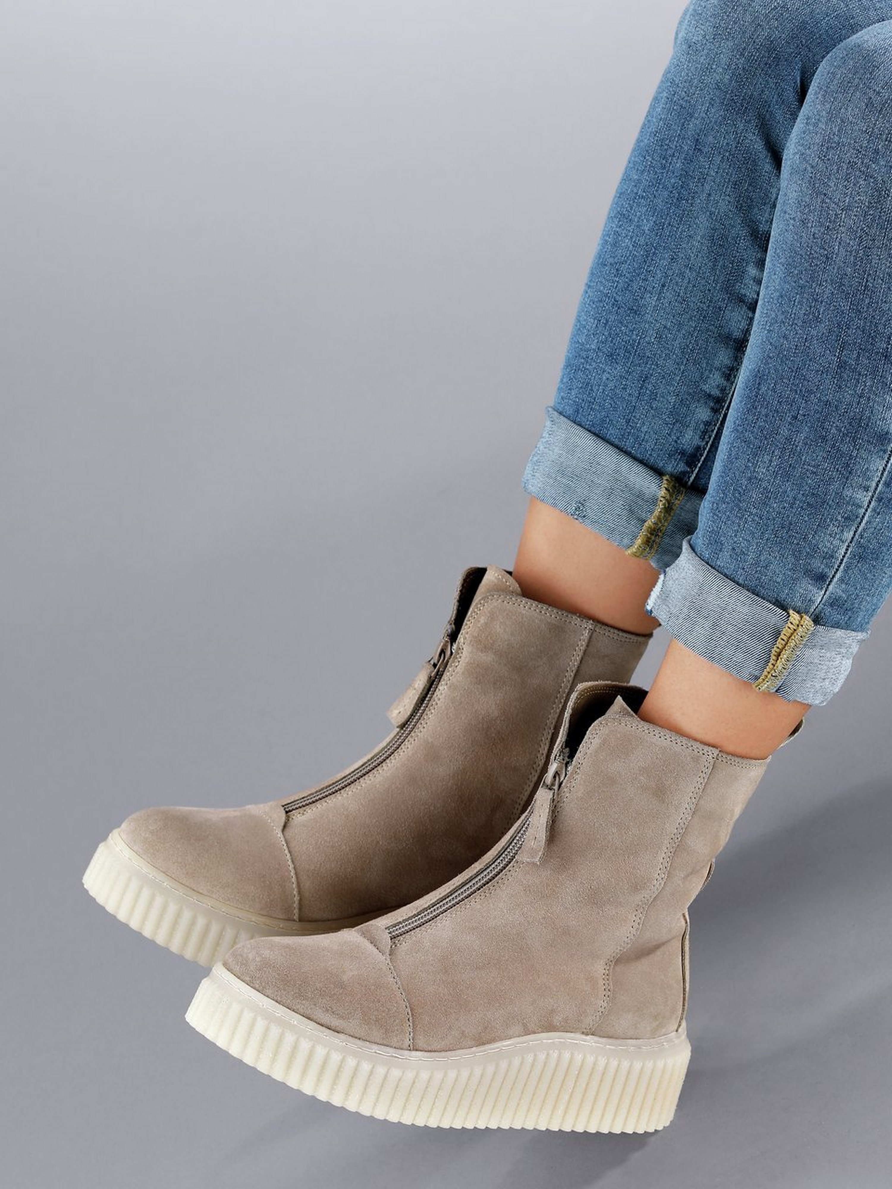 Plateau-Stiefelette